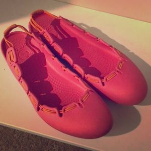 Fun hot pink ballet flat crocs